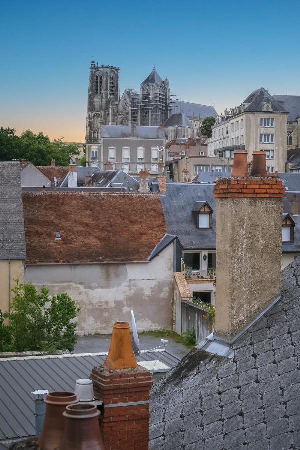 Vue Sur La Cathedrale - Au Coeur De Bourgesアパートメント エクステリア 写真